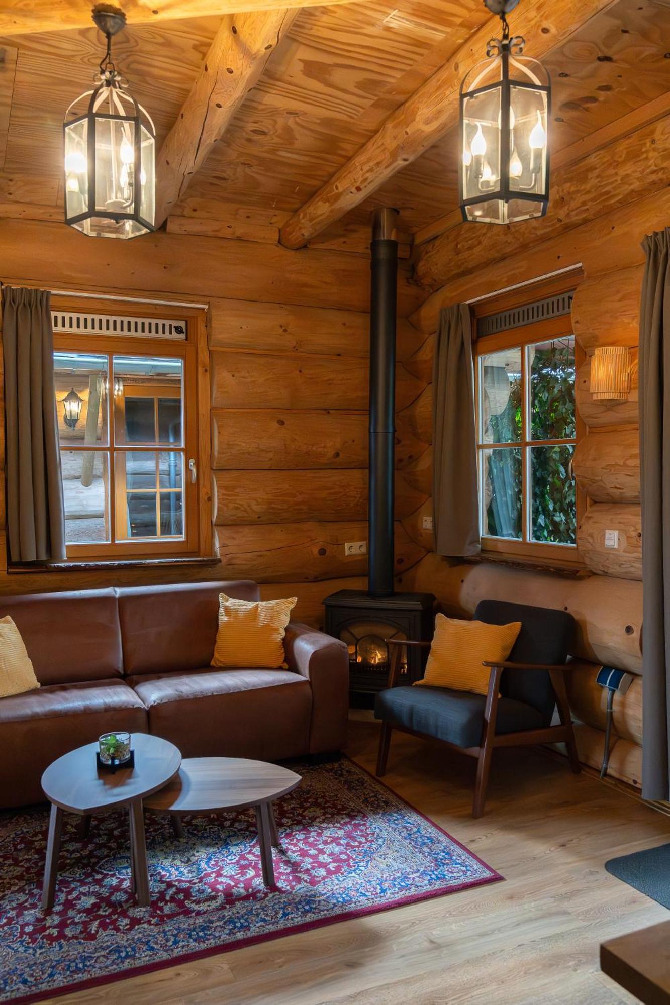 Boomgalows De Roestelberg Kaatsheuvel Exterior foto