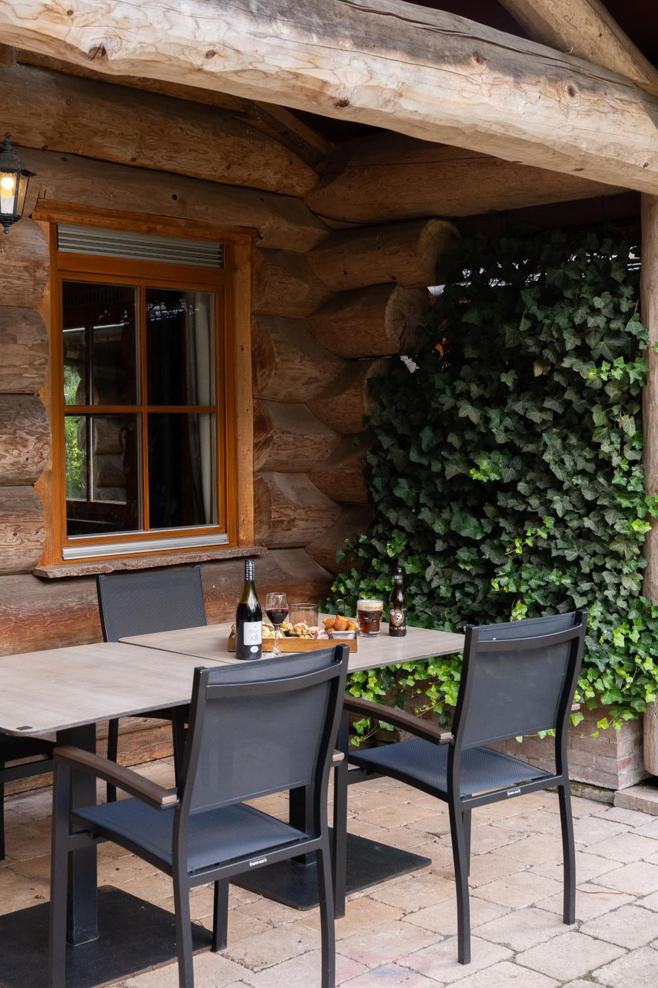 Boomgalows De Roestelberg Kaatsheuvel Exterior foto